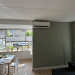 compacte binnenunit airco woonkamer